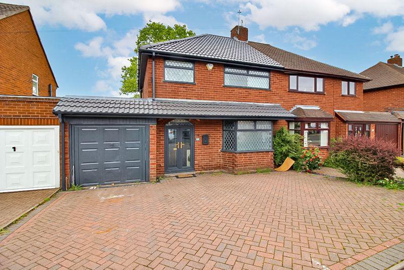 Belton Avenue, Wolverhampton 3 bed semidetached house for sale £255,000