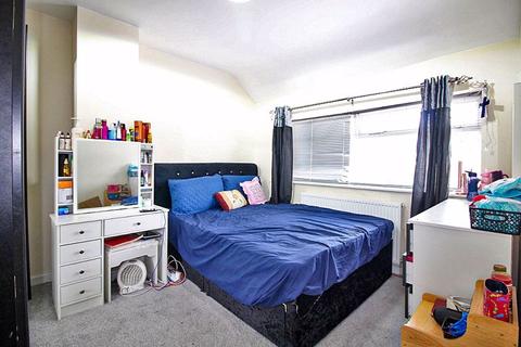 24 Belton Avenue, Wednesfield, Wolverhampton, WV11 1AW