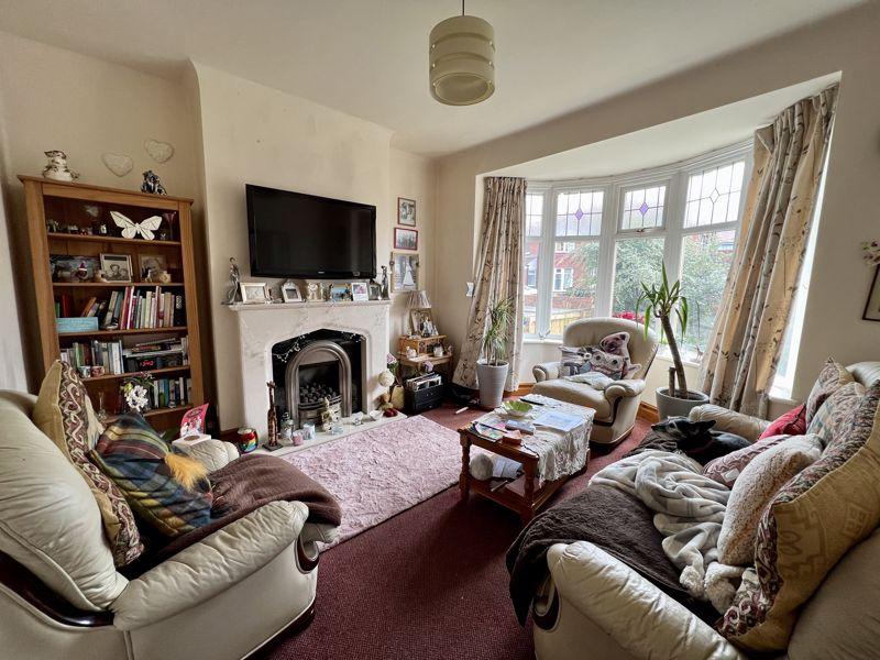 Selwyn Avenue, Whitley Bay 3 bed semidetached house £270,000