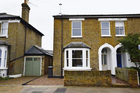 3 bedroom semi-detached house to rent - Denmark Road, Kingston Upon Thames
