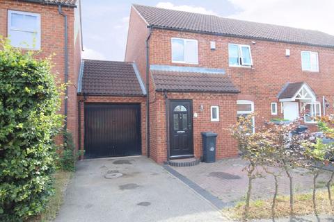 3 bedroom townhouse for sale - Oxon Way, Rowlatts Hill, Leicester