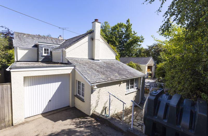 Attached Garage