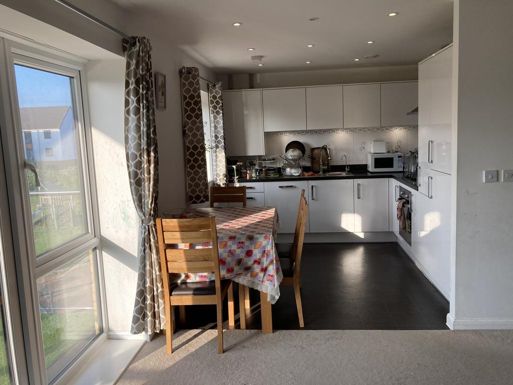 Riverside Wharf, Dartford DA1 2 bed flat £1,550 pcm (£358 pw)