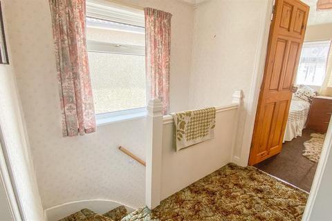 42 Avebury Road, Bristol, BS3 2QG
