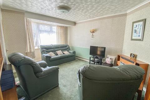 42 Avebury Road, Bristol, BS3 2QG