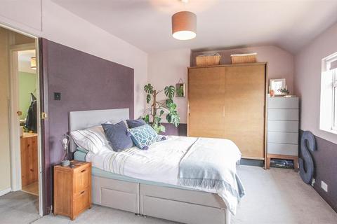 6 Brixham Road, Bristol, BS3 5LQ