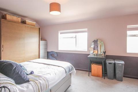 6 Brixham Road, Bristol, BS3 5LQ