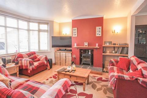 13 Aylesbury Crescent, Bristol, BS3 5NW