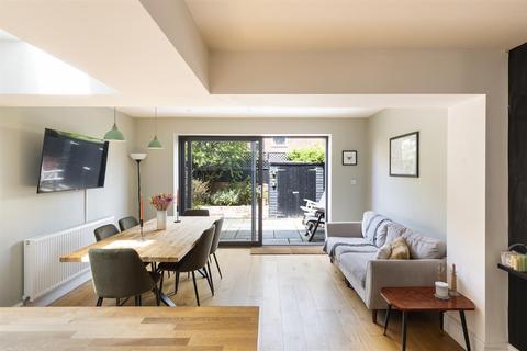 20 Ruby Street, Bristol, BS3 3DY