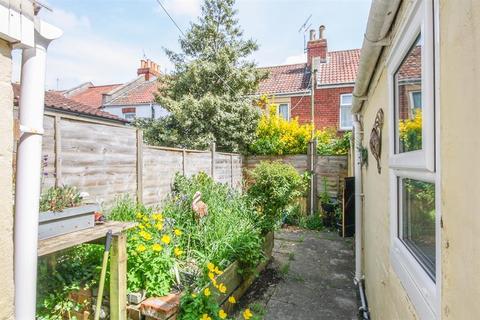 17 Hebron Road, Bristol, BS3 3AB