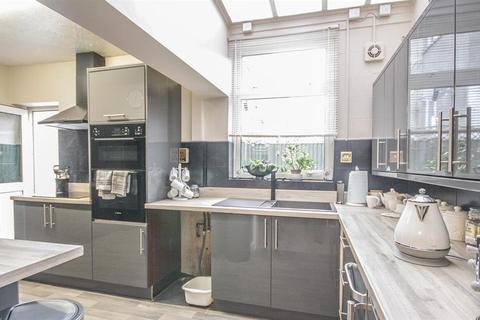 53 Dean Lane, Bristol, BS3 1BS