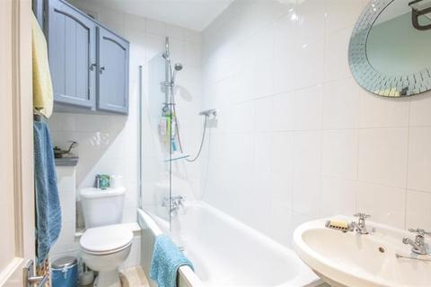 Flat 2, 23 Stanley Terrace, Bristol, BS3 3PJ