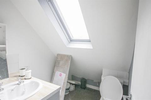 52 Lynton Road, Bristol, BS3 5LT