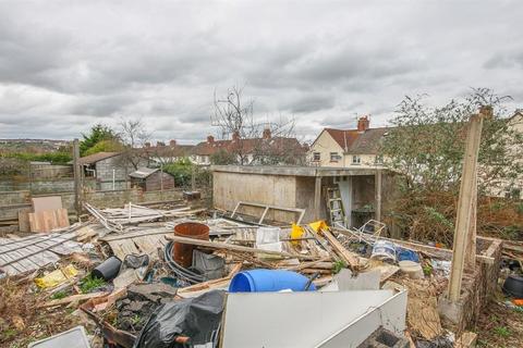 52 Lynton Road, Bristol, BS3 5LT
