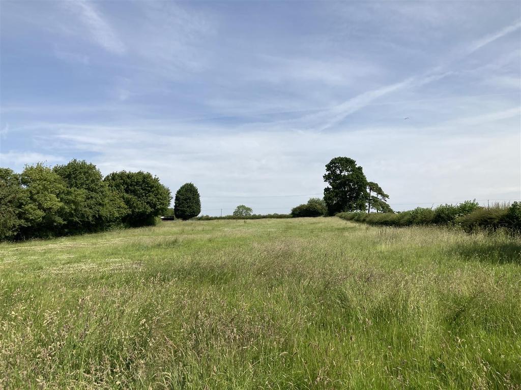 Storkit Lane, Wymeswold, Loughborough Farm land £180,000