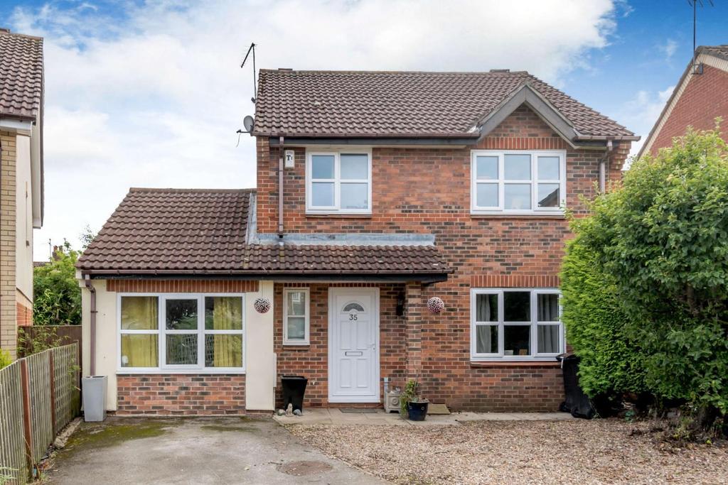 Hookstone Grange Way, Harrogate, HG2 7BW 3 bed detached house for sale