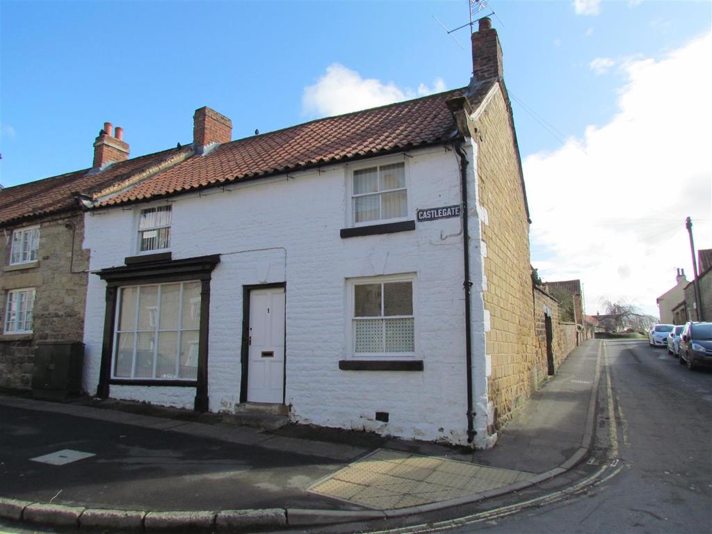 1 Castlegate Pickering. 3 bed end of terrace house £250,000