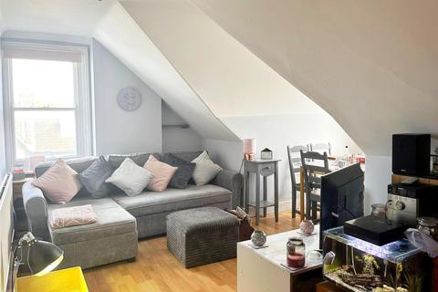 2 bedroom flat for sale - Queens Gardens, Herne Bay
