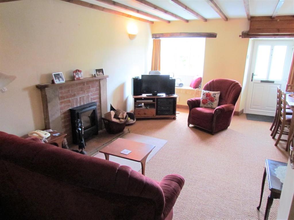 Great Edstone. YO62 6PA 2 bed terraced house £205,000