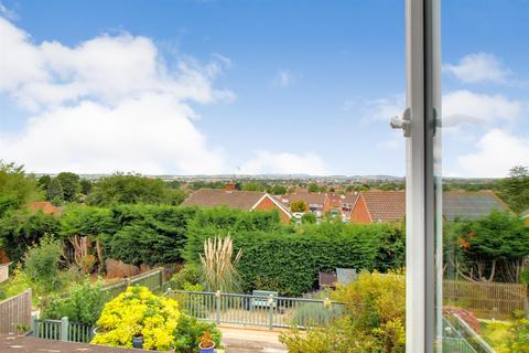 60 Well Cross Road, Gloucester, GL4 6RA