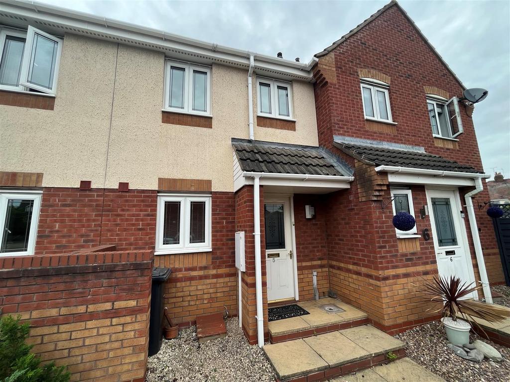 Portreath Drive, Nuneaton 2 bed terraced house £795 pcm (£183 pw)