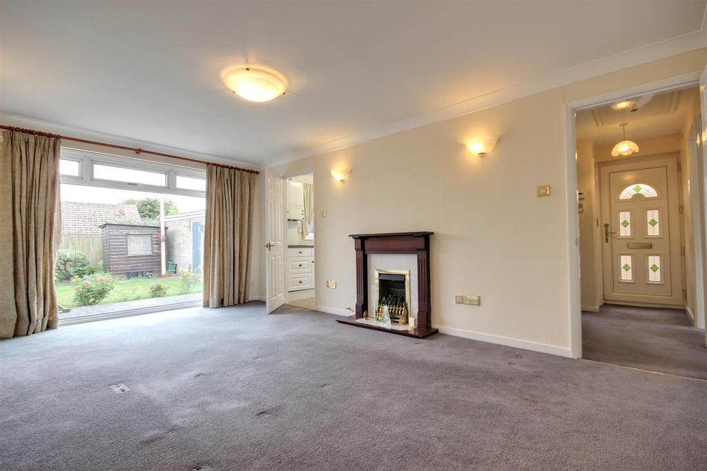 Normandy Avenue, Beverley 2 bed detached bungalow £200,000