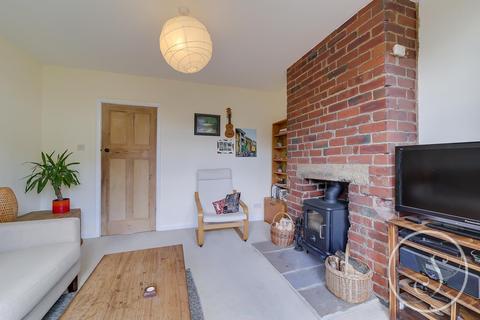 23 Roxholme Terrace, Leeds, LS7 4JH