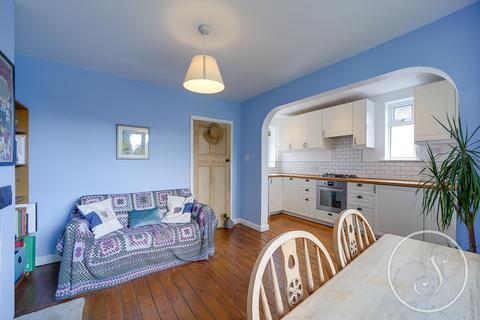 23 Roxholme Terrace, Leeds, LS7 4JH