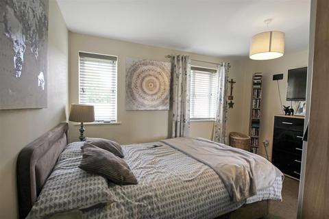 2 bedroom apartment for sale - Swain Court, Darlington