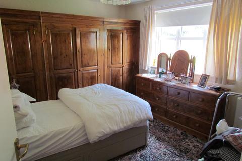 2 bedroom retirement property for sale - Roxby Gardens, Thornton-Le-Dale. YO18 7SR
