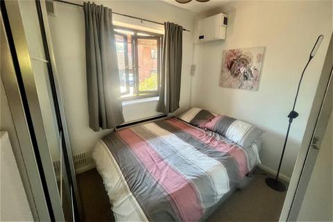 1 bedroom apartment to rent, The Copse, Amersham, Bucks, HP7
