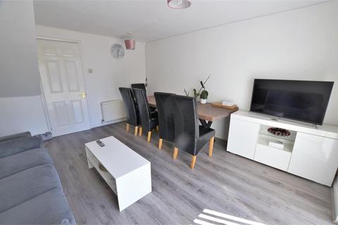 2 bedroom end of terrace house for sale - Pine Close, Bicester