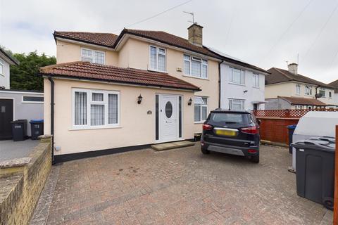 45 North Downs Road, New Addington, Croydon, CR0 0LE