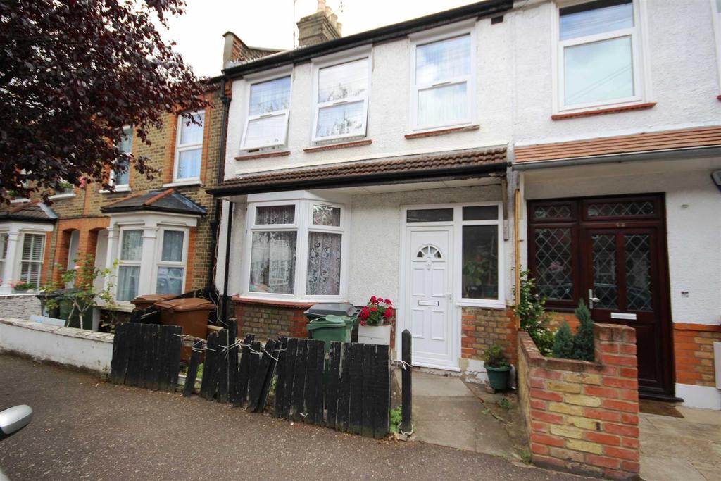 Bedford Road, Walthamstow 3 bed terraced house £1,800 pcm (£415 pw)