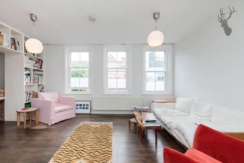 3 bedroom apartment for sale - Calvert Avenue, Shoreditch