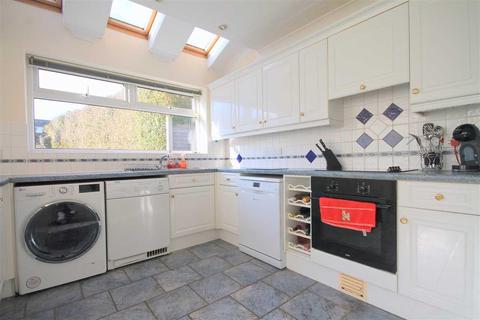 3 bedroom detached house to rent - Guest Avenue, Branksome