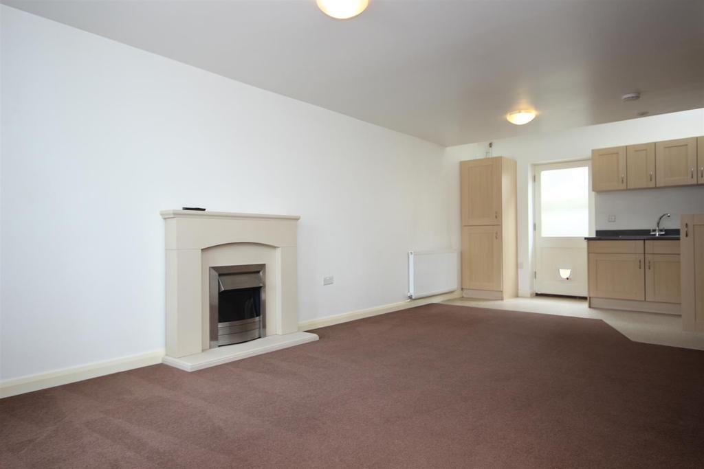 Reading Room Mews, Kennford, Exeter 1 bed terraced house £850 pcm (£