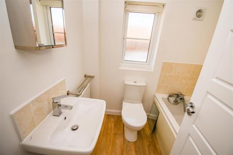 31 Petfield Drive, Anlaby, Hull, HU10 7ES