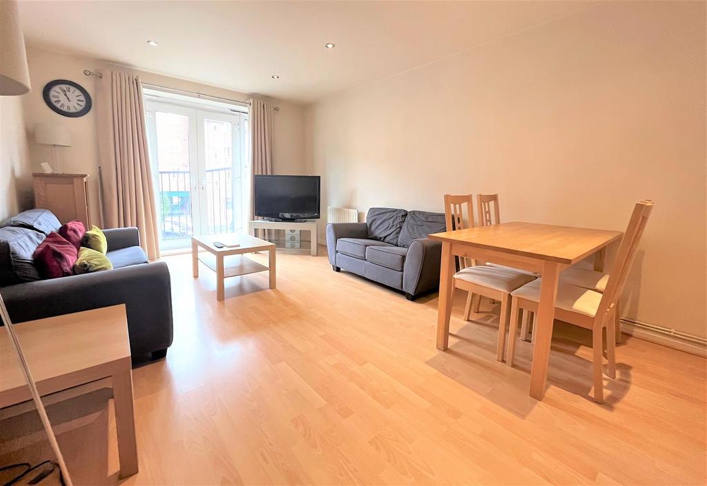 Quebec Quay, Liverpool 2 bed apartment £185,000