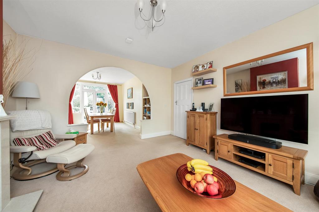 Living/dining room
