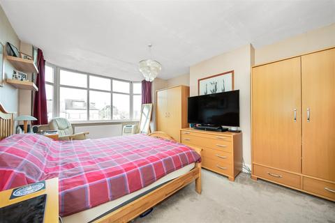27 Spring Park Road, Croydon, CR0 5ED
