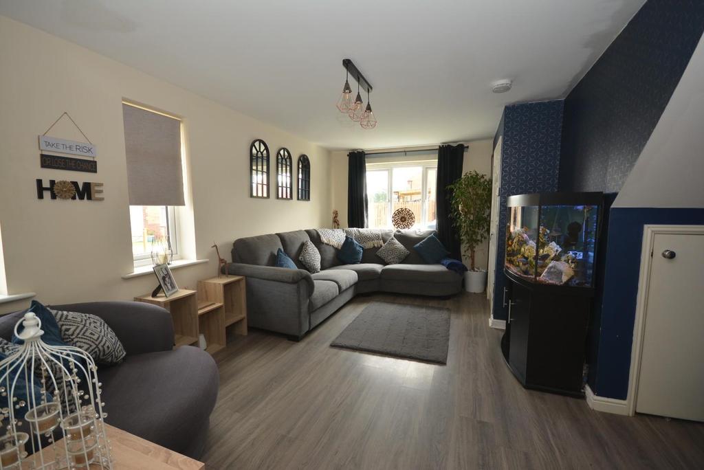 Lounge 02.JPG