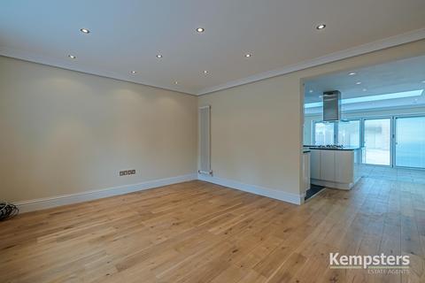 29 Fulbrook Lane, South Ockendon, RM15 5JZ
