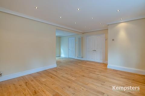 29 Fulbrook Lane, South Ockendon, RM15 5JZ