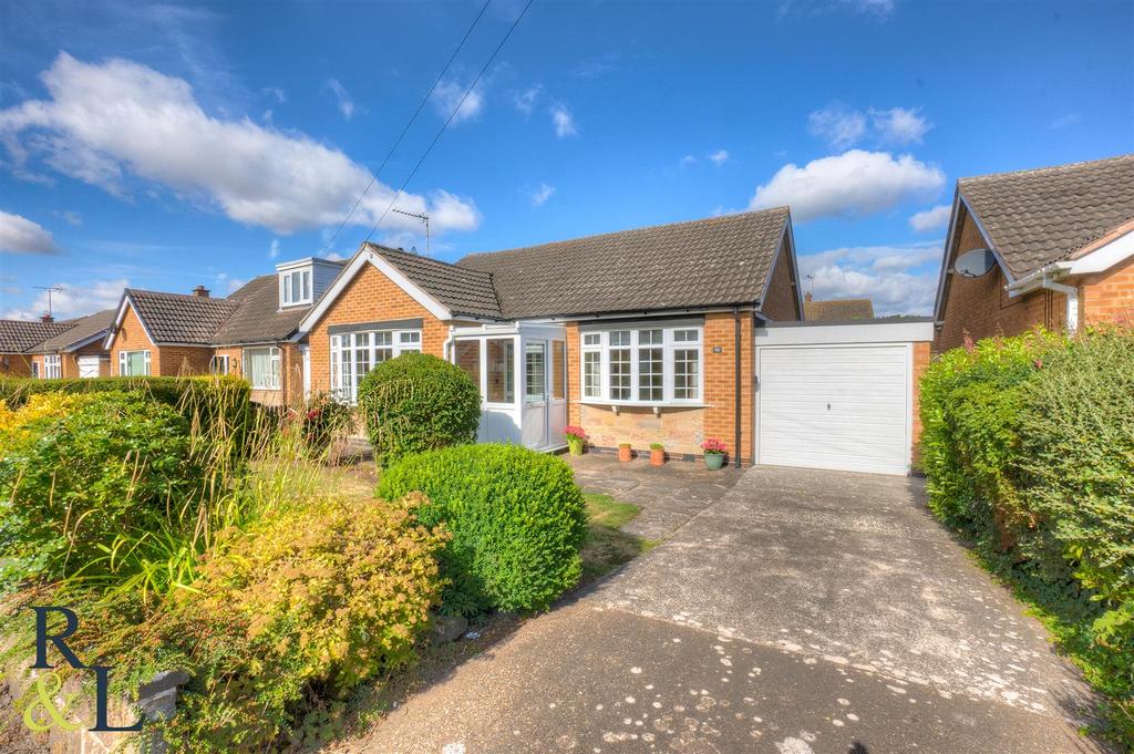 Muir Avenue, Tollerton, Nottingham 2 bed detached bungalow £310,000