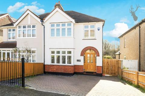 3 bedroom semi-detached house to rent - Westwood Avenue, Brentwood