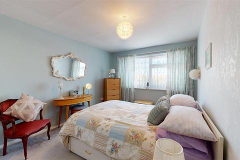 2 bedroom flat for sale - Carlton Road East, Westgate-On-Sea