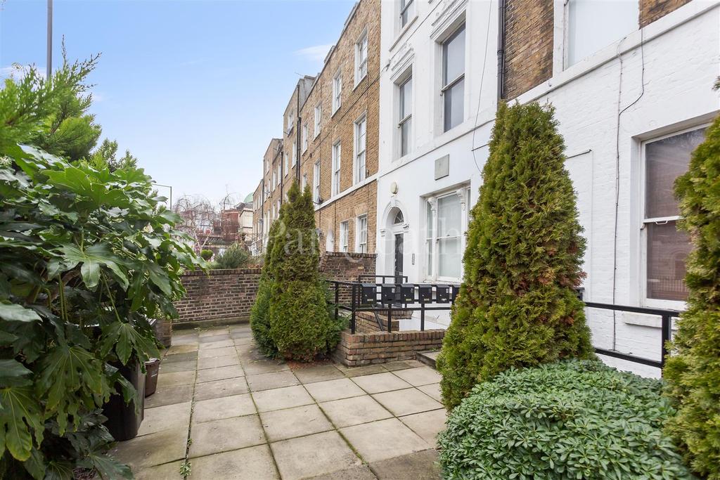 Flat 7, 56-58 Crowndale Road-002.jpg