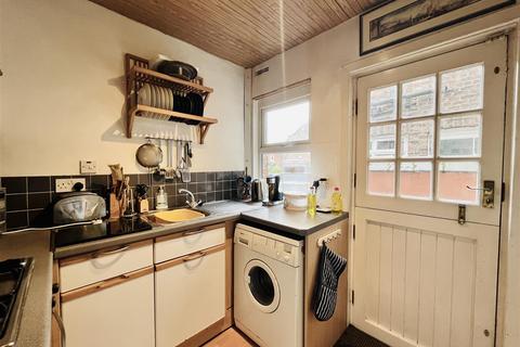 2 bedroom terraced house for sale, Money Ash Road, Altrincham