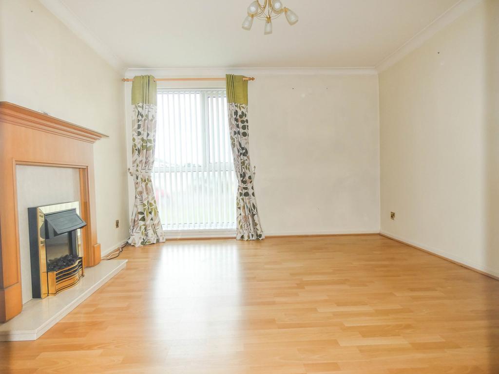 Pecket Close, Newsham Farm, Blyth, Northumberland, NE24 4SE 2 bed flat